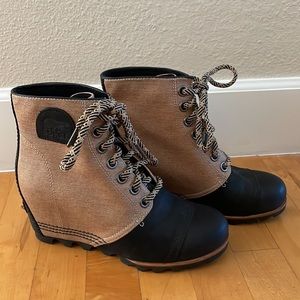 Sorel Womens 7.5 PDX 1964 Premium Wedge Boots Tan Black preowned Joan of Arctic